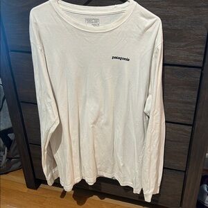 Patagonia Men's Cream Long Sleeve Tee